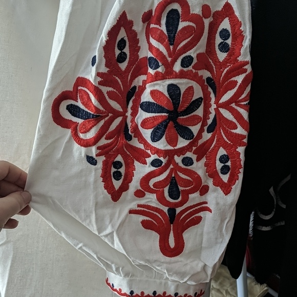 5/$100 Off-Shoulver Cloth Vacation Dress - Picture 2 of 2